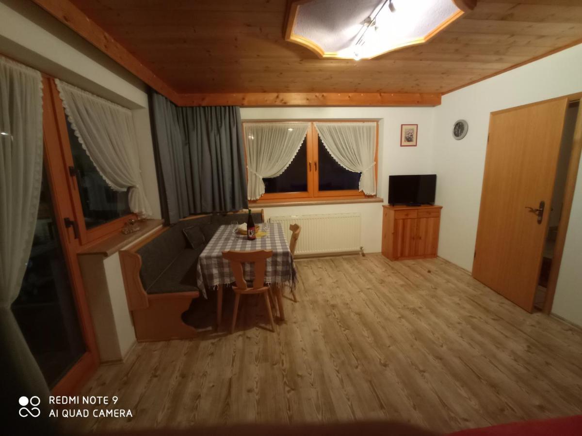 Haus Sonnenschein Holzgau Exterior foto